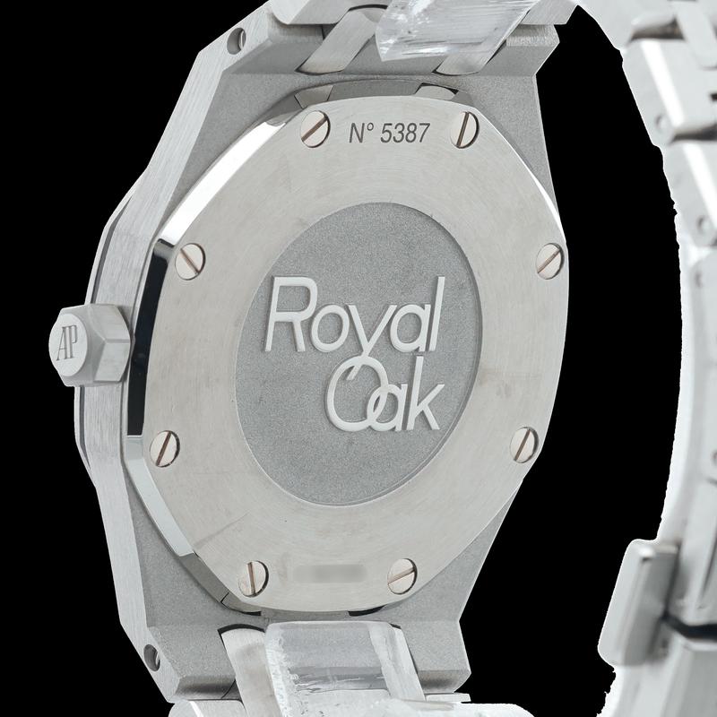 Image de la montre AP Royal Oak Quartz 67651ST.ZZ.1261ST.01 - 6